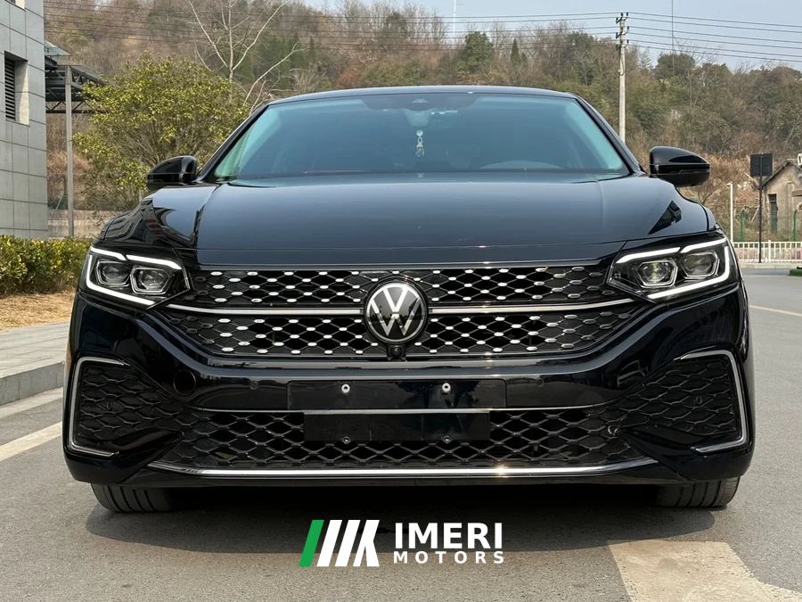 Volkswagen Passat 280TSI Elite Edition - ავტომობილი ჩინეთიდან