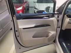 Buick GL8 Avenir 2.0T Edition 4 - ფოტო 12