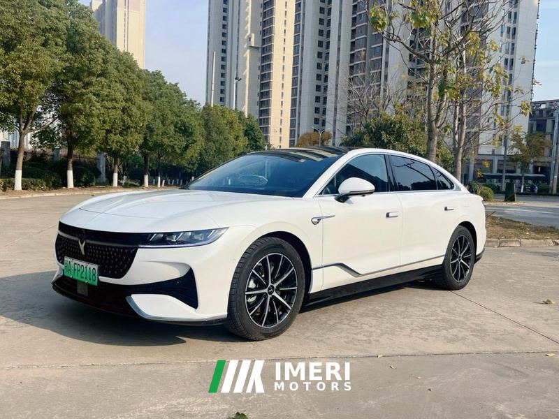 Voyah Zhuiguang PHEV AWDUltra Long RangeFlagship Edition - car from China
