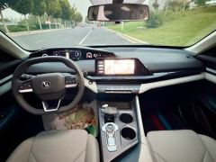 Changan UNI-V Zhidian iDD UNI-V iDD 1.5T 113km Version - photo 6