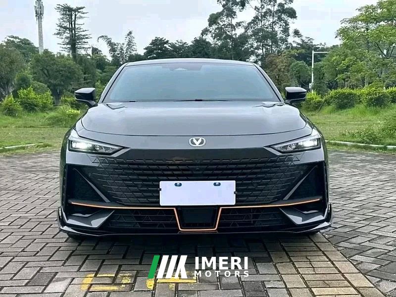 Changan UNI-V 1.5T Premium Sport - ავტომობილი ჩინეთიდან