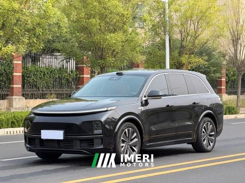 2025 Li Auto L8 Ultra Smart Refresh Edition