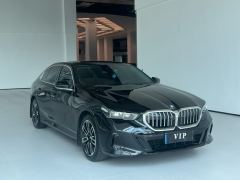 BMW 5 Series 530Li Luxury M Sport Package - фото 3