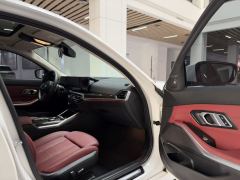 BMW 3 Series 325Li M Sport Package - ფოტო 16