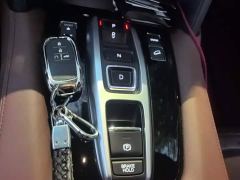 Honda UR-V 370TURBO 2WD Elegant Edition - ფოტო 16