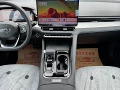 Geely Emgrand Up 1.5L CVT Luxury - ფოტო 6