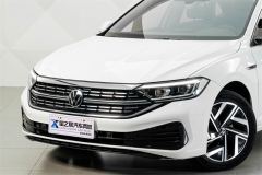 Volkswagen Jetta 200TSI Edition - ფოტო 2