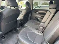 Toyota Highlander Dual-Engine 2.5L RWD Elite Edition 7-seater - фото 5