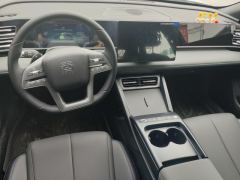 BYD Qin L DM-i 1.5L 128km Leading Edition - ფოტო 16