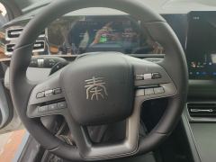 BYD Qin L DM-i 1.5L 128km Leading Edition - ფოტო 18