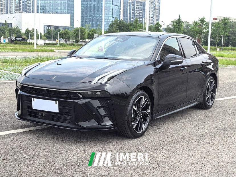 Lynk & Co 03 2.0T T5 2WDPlus 5 - ავტომობილი ჩინეთიდან