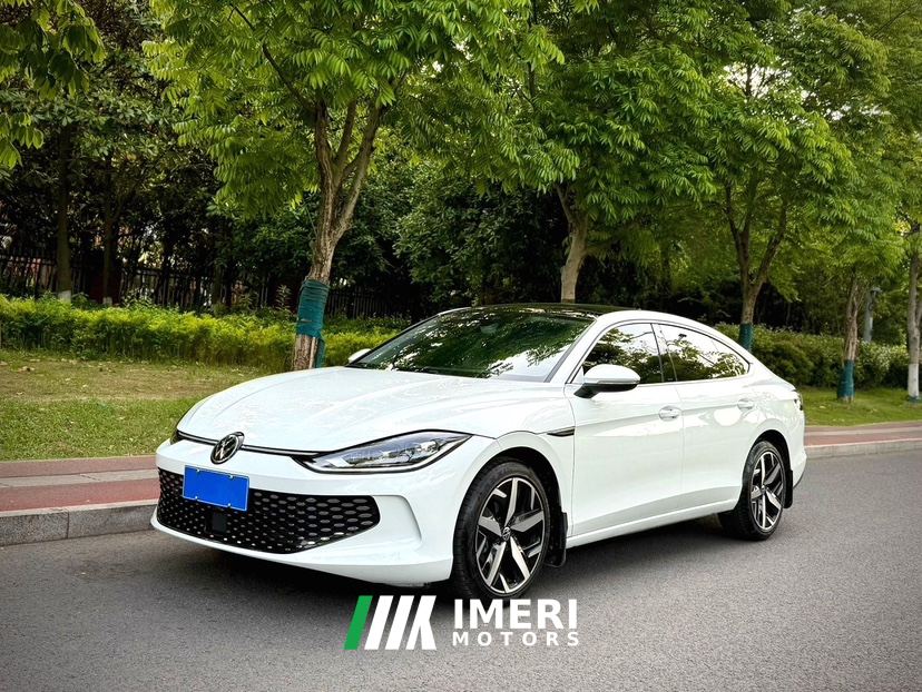 Volkswagen Lamando L 280TSI Spicy Edition