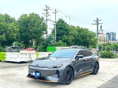 Changan UNI-V 1.5T Premium Sport - ფოტო 1