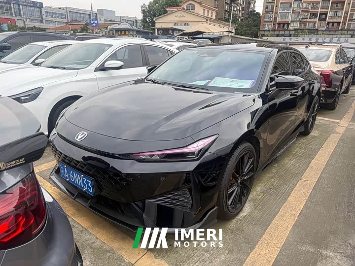 Changan UNI-V 1.5T 500Bar distinguished sports