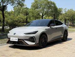 Changan UNI-V Third Generation 1.5T 500Bar Prestige - ფოტო 3
