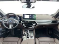BMW 5 Series Plug-in Hybrid Facelift 535Le Pioneer Edition M Sport Package - photo 16