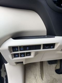 Toyota Sienna Dual-Engine 2.5L Comfort Edition - ფოტო 13