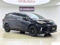 Toyota Sienna Dual-Engine 2.5L Comfort Edition - ფოტო 3
