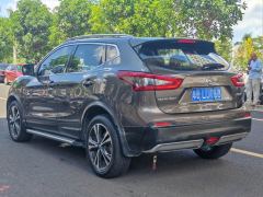 Nissan Qashqai 2.0L Luxury Edition - photo 9