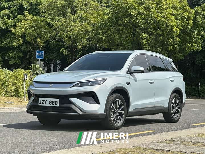BYD Song Pro New Energy DM-i 133KM Exceed - автомобиль из Китая