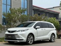 Toyota Sienna 2.5L Hybrid Platinum Edition - ფოტო 1