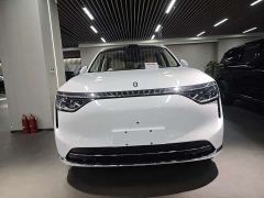 AITO M8 EREV Edition 201km AWDMax 6(192) - ფოტო 2