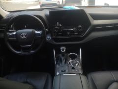 Toyota Highlander Dual-Engine 2.5L 4WD Prestige Edition 7-seater - ფოტო 16
