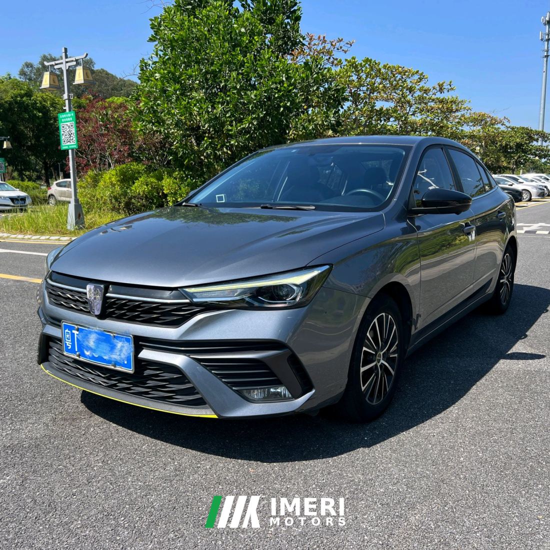 Roewe MG i5 1.5L CVT Diamond Edition - car from China