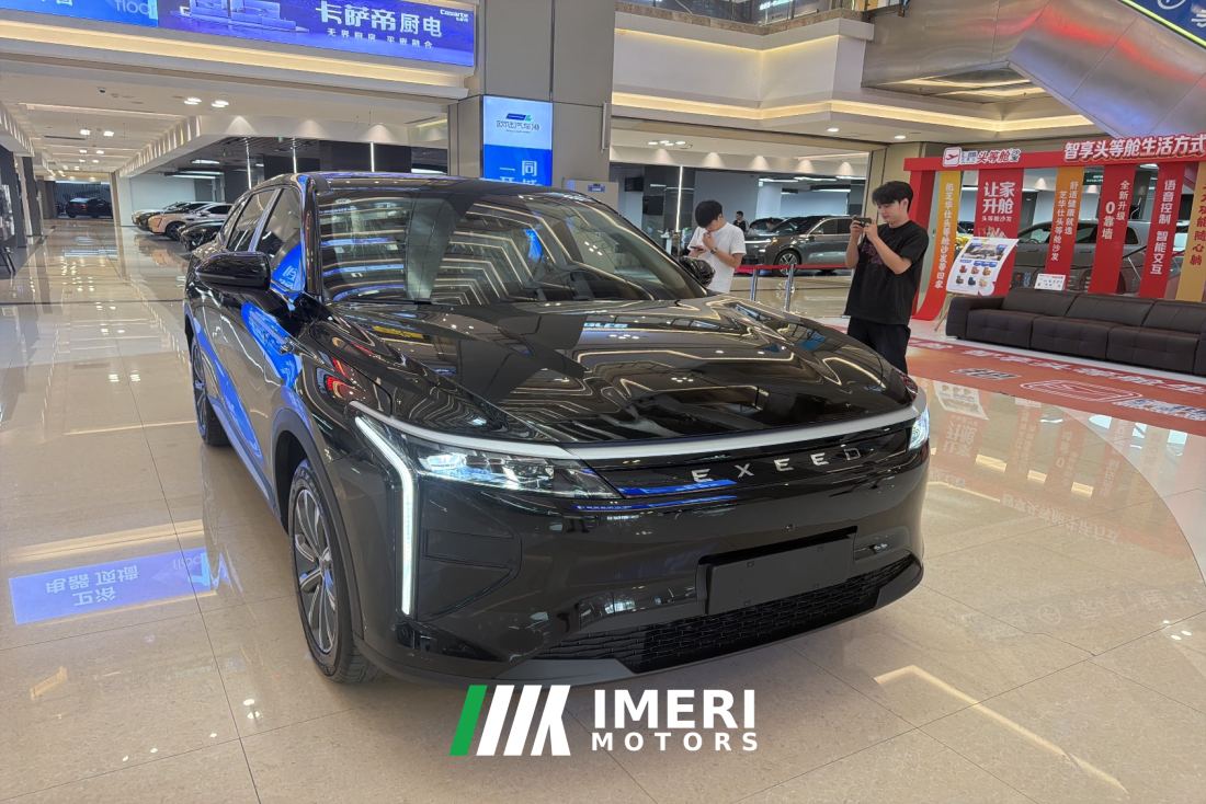 Changan Exeed Yaoguang C-DM 1.5T 120km Edition - car from China