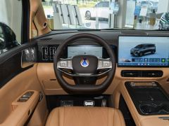 Denza D9 DM-i 1.5T 401km AWDPremium Version - ფოტო 6