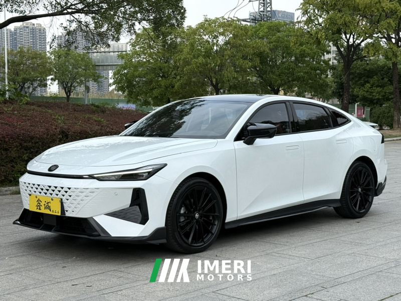 Changan UNI-V 1.5T Premium Sport - автомобиль из Китая