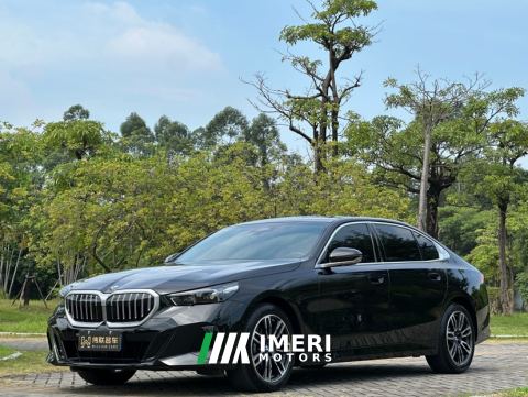 2026 BMW 5 Series 530Li Premier M Sport Package - ავტომობილი ჩინეთიდან