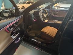Mercedes-Benz E Class E-Class E 300 L Luxury - фото 4