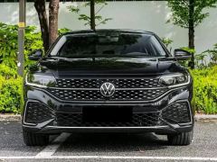 Volkswagen Passat Distinguished Edition 330TSI Elite Edition - photo 1