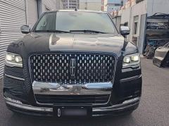 Lincoln Navigator 3.5T Presidential Edition - photo 2