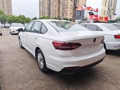 Volkswagen Lavida 1.5L Automatic Deyi Edition - ფოტო 4