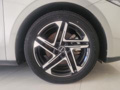 Roewe D7 Plug-in Hybrid 1.5L 125km Flagship Edition - ფოტო 6