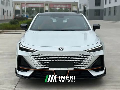 2023 Changan UNI-V 1.5T Sport Edition - автомобиль из Китая