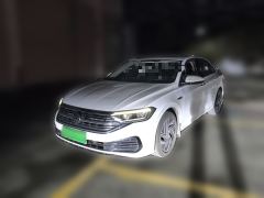 Volkswagen Jetta 300TSI Edition - ფოტო 1