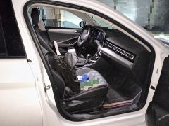 Volkswagen Jetta 300TSI Edition - ფოტო 19