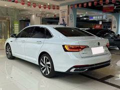 Volkswagen Jetta 200TSI Edition - ფოტო 10
