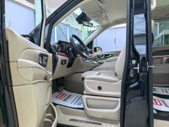 Mercedes-Benz V Class V-Class V 300 L Long Wheelbase Luxury Edition - ფოტო 12