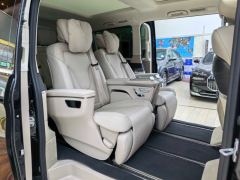 Mercedes-Benz V Class V-Class V 300 L Long Wheelbase Luxury Edition - ფოტო 15