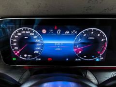 Mercedes-Benz V Class V-Class V 300 L Long Wheelbase Luxury Edition - ფოტო 4