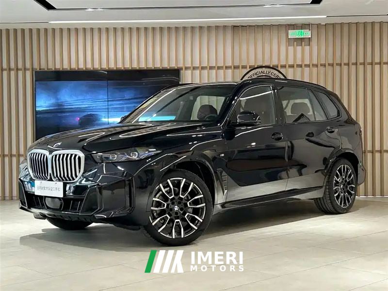 BMW X5 xDrive30Li Luxury Edition M Sport Dark Night Package