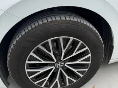 Volkswagen Jetta 200TSI Edition - ფოტო 11