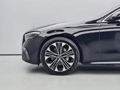 Mercedes-Benz E Class E-Class E 300 L Luxury - photo 3