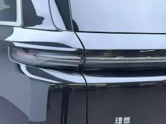 Li Auto L6 Max - ფოტო 13