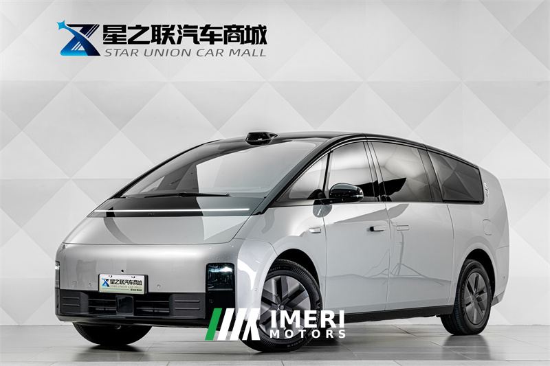 Li Auto MEGA 710km Ultra - автомобиль из Китая