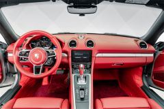 Porsche 718 Boxster 2.0T - ფოტო 11